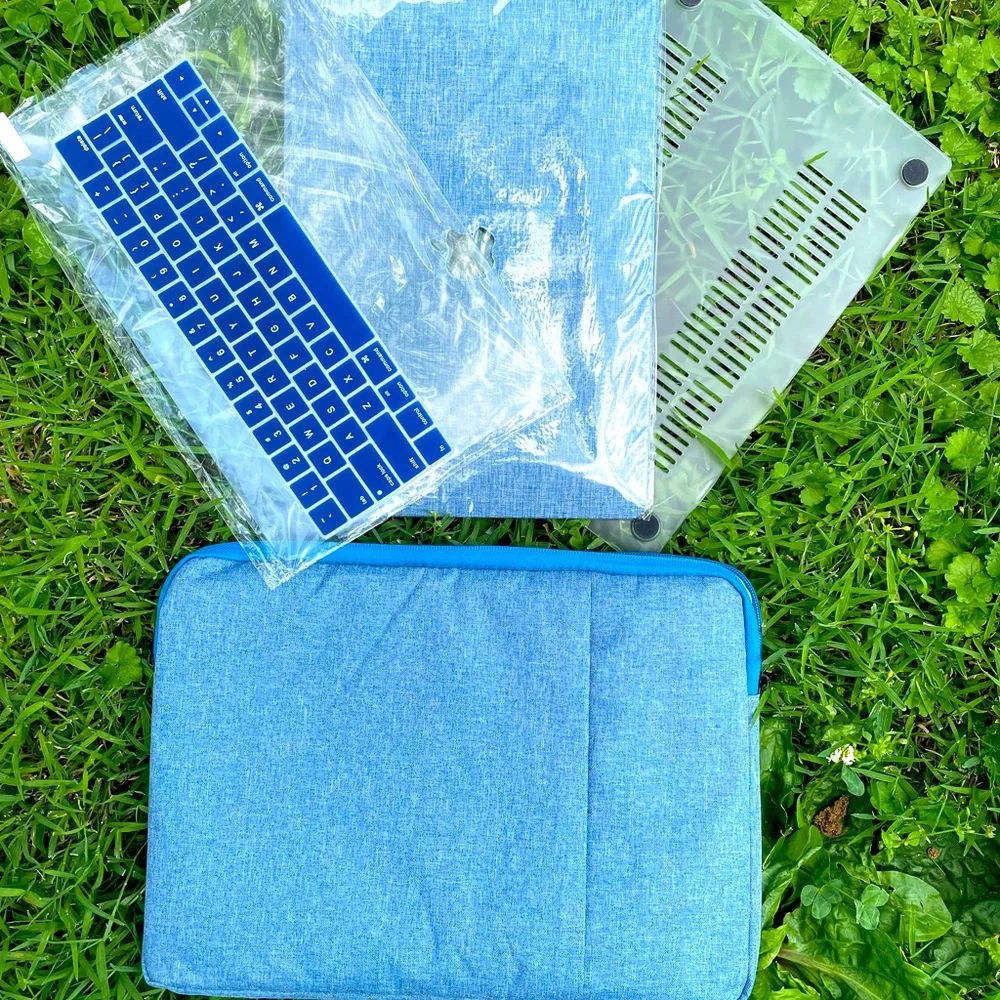 Mac ,Notebook Bag Case with accessories